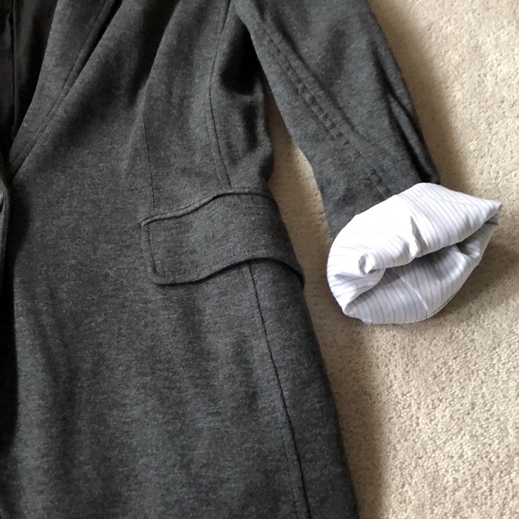 Aritzia blazer - Picture 5 of 7